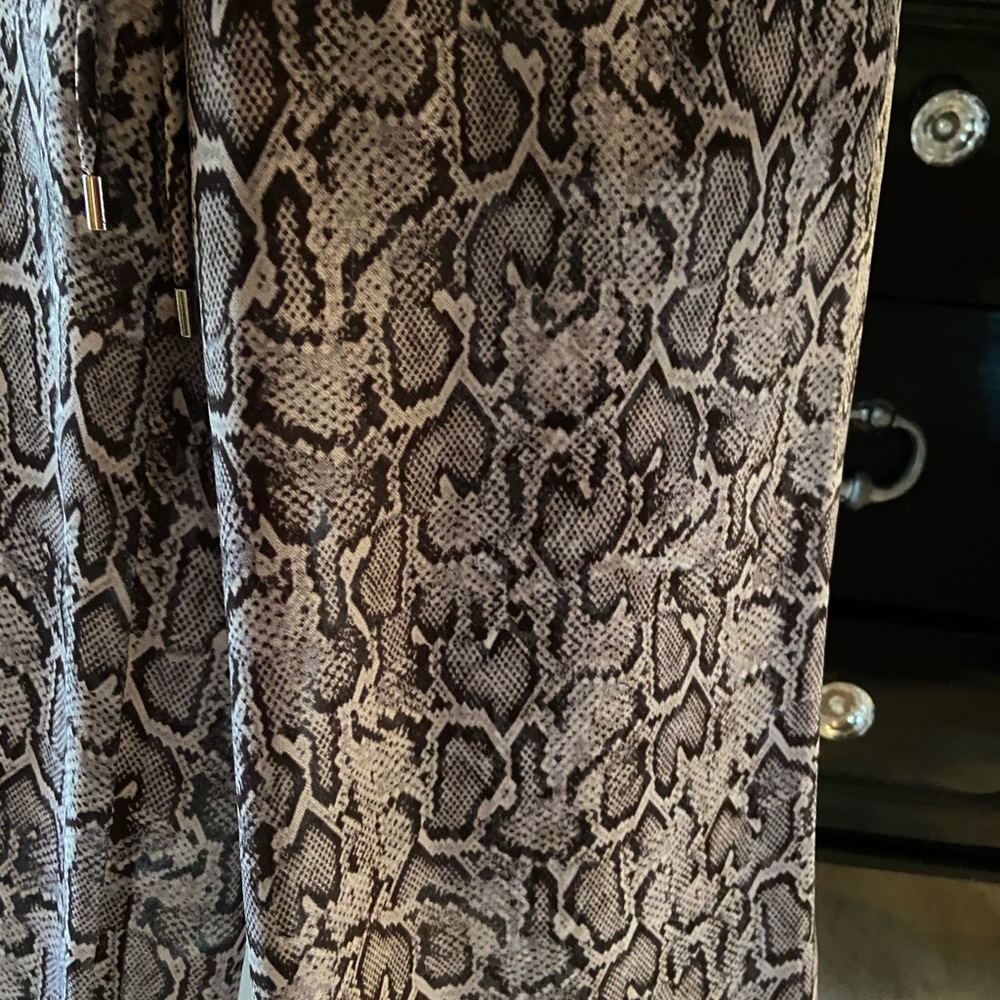 Matching Set - Picture 5 of 7